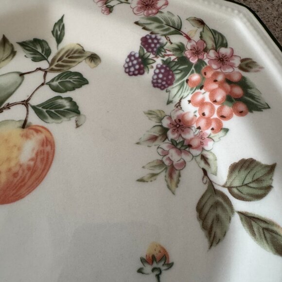 Johnson Brothers FRESH FRUIT Dinner Plates England Porcelain Octagonal Set Of 2 - Picture 12 of 13